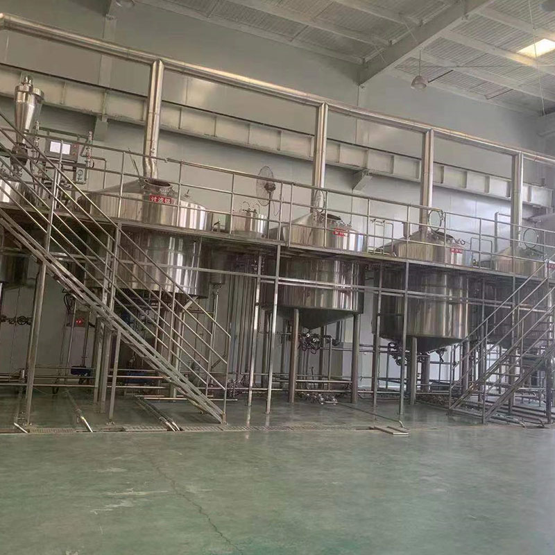 铜仁精酿啤酒设备厂—平面布置、设备设计、制造、调试、培训等一条龙服务_COPY